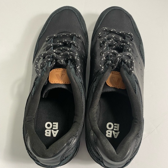 ABEO Aaliyah Retro Jogger Sneaker Black/White Leather Sz 7.5 shoes run narrow - Picture 3 of 5